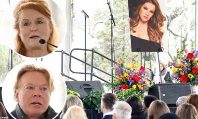 Axl Rose, Sarah Ferguson and More Honor Lisa Marie Presley at Public Memorial “I never in a million years imagined singing here”